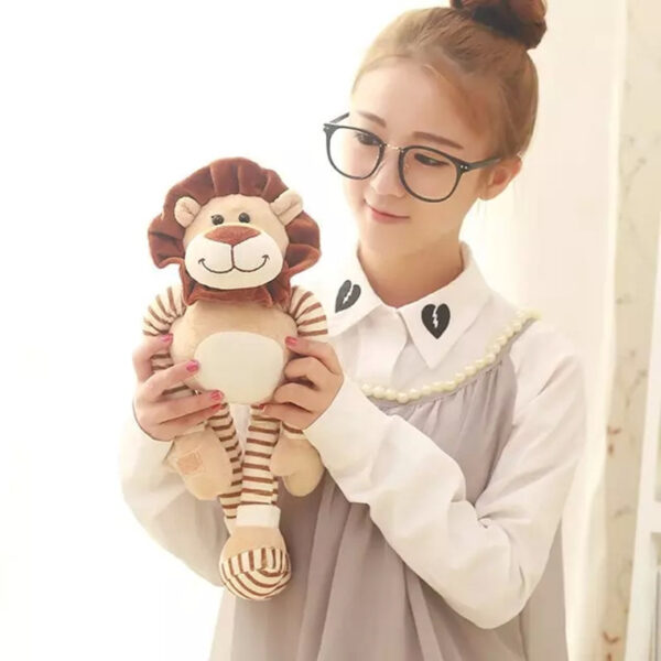 "Leodis" the justice lion plush - Image 5